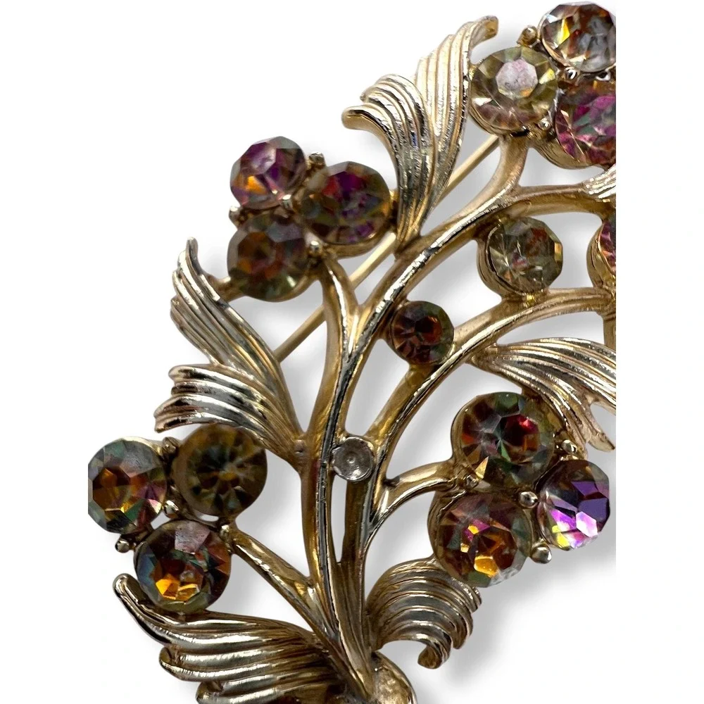 Vintage Lisner Brooch AB Stones Flower Bouquet Gold Tone Signed 50s 60s‎ Cottage